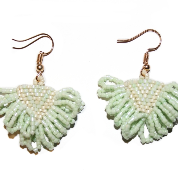 *2 for $15* Seafoam Green Seed Bead drop earrings - Picture 2 of 5